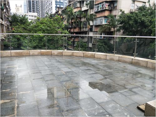 小區(qū)鋼化玻璃欄桿